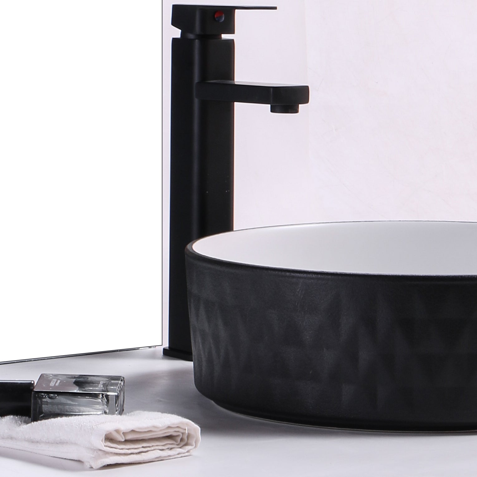 P-Diamond-36-TMB at Blue Bathware