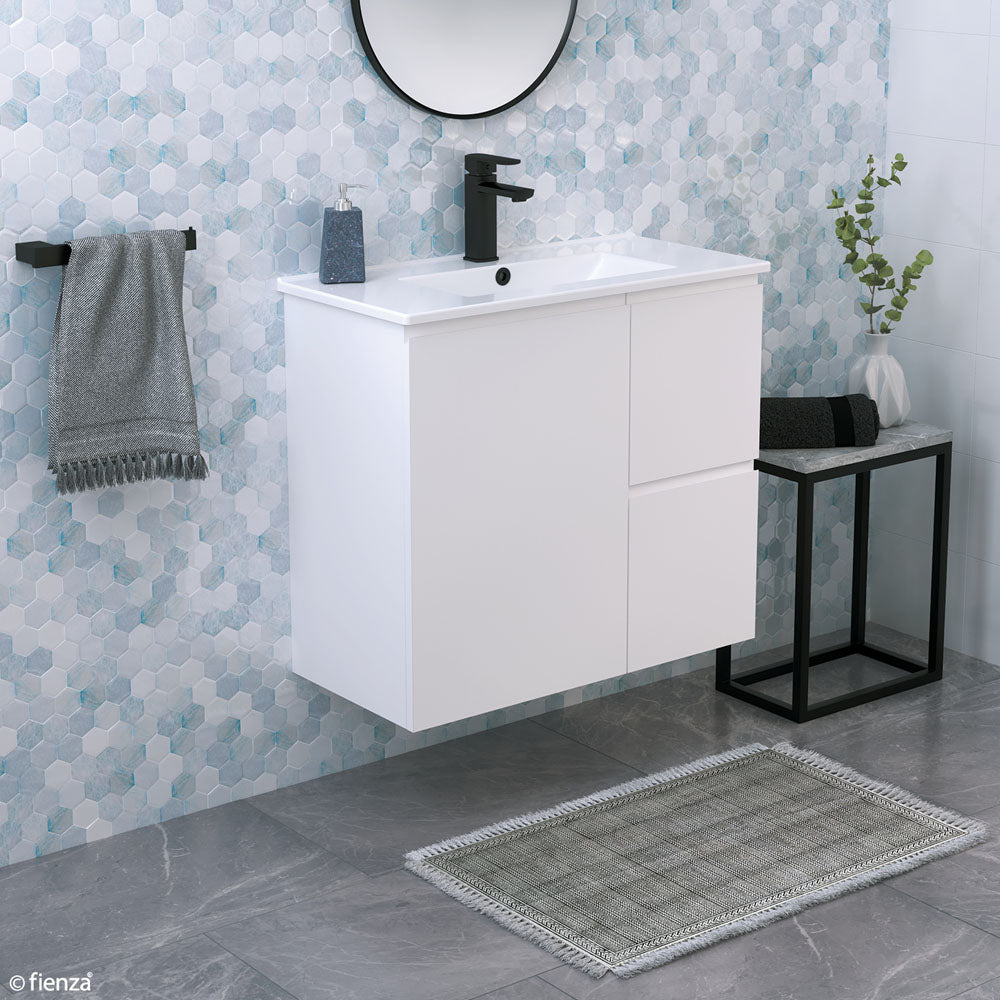 Siska Slim 1200 Vanity on Kickboard