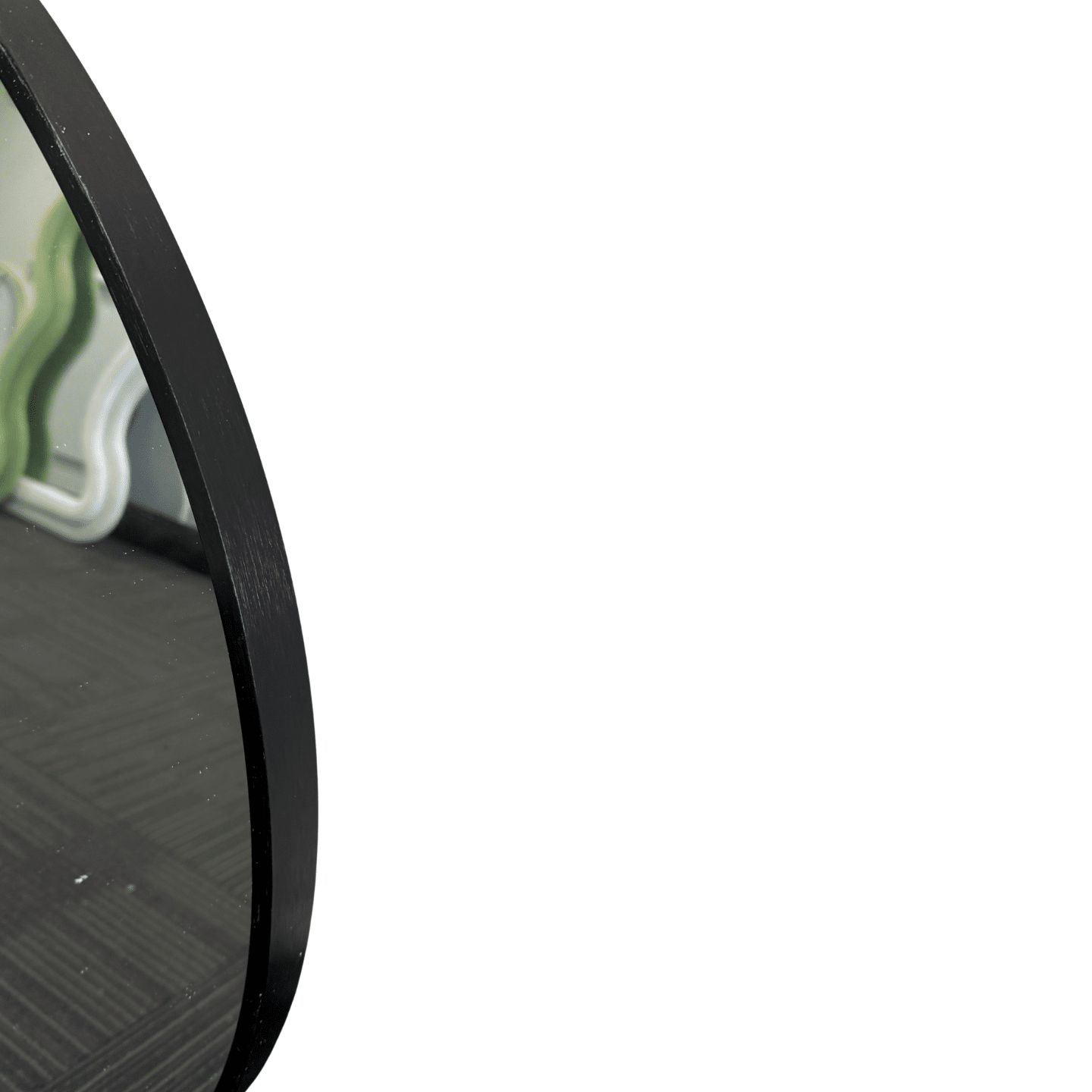 Black Framed Round Wall Mirror – Classic Decorative Design