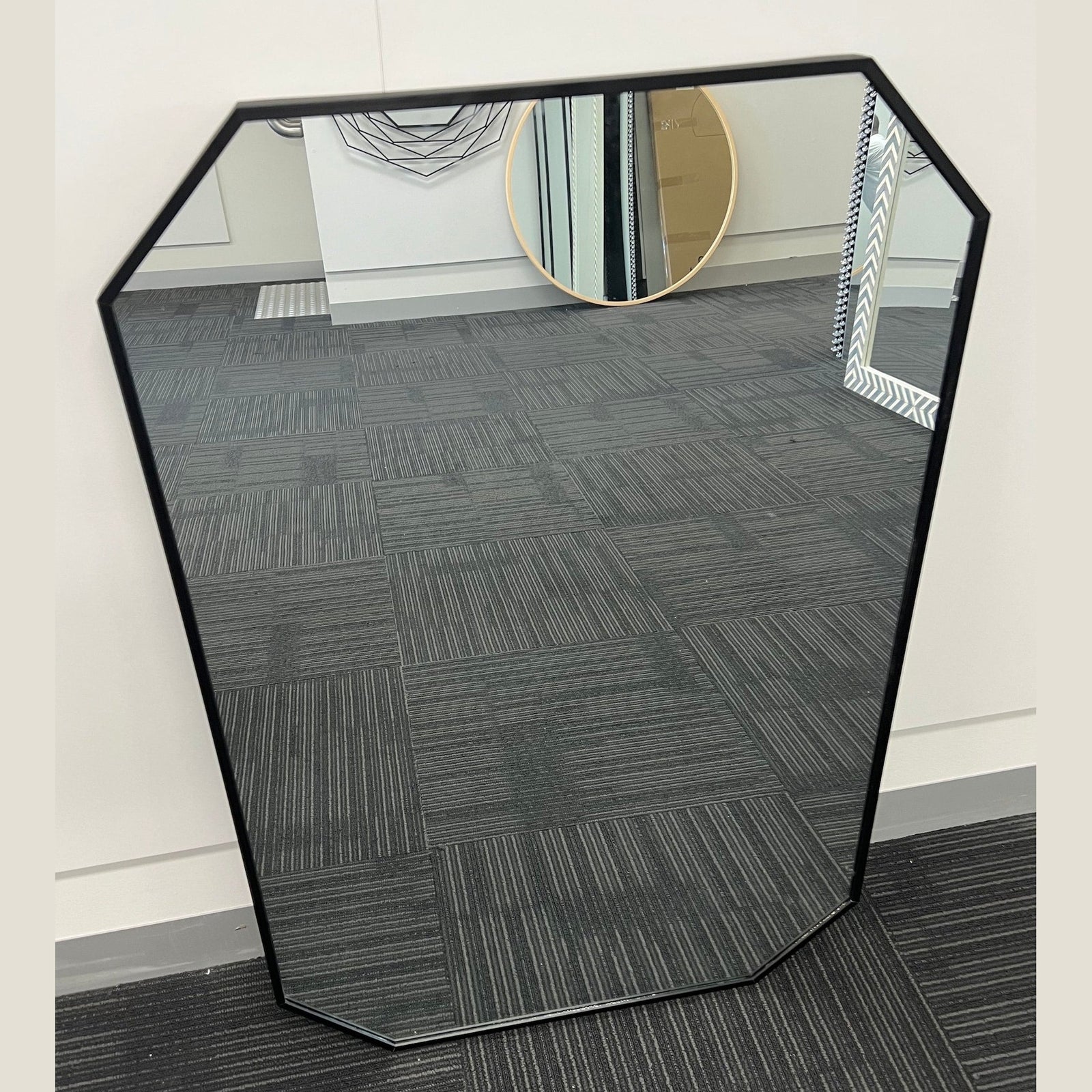 Star Octagon Mirror 90cm x 60cm Black Aluminium Frame Modern Wall Décor
