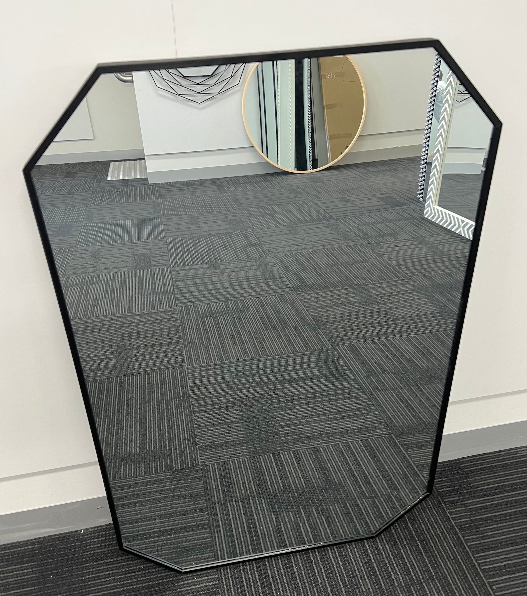 Star Octagon Mirror 90cm x 60cm Black Aluminium Frame Modern Wall Décor