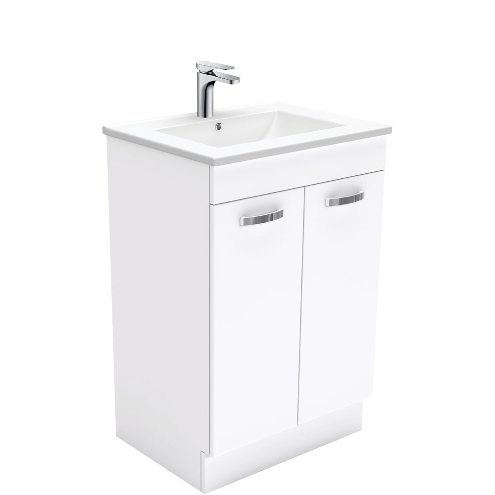 Dolce Unicab 600 Vanity On Kickboard