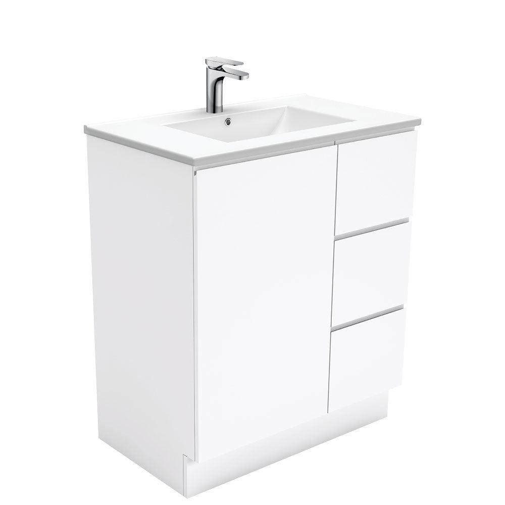 Dolce Fingerpull Gloss White 750 Vanity On Kickboard