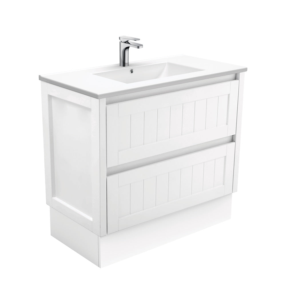 Dolce Hampton 900 Vanity On Kickboard